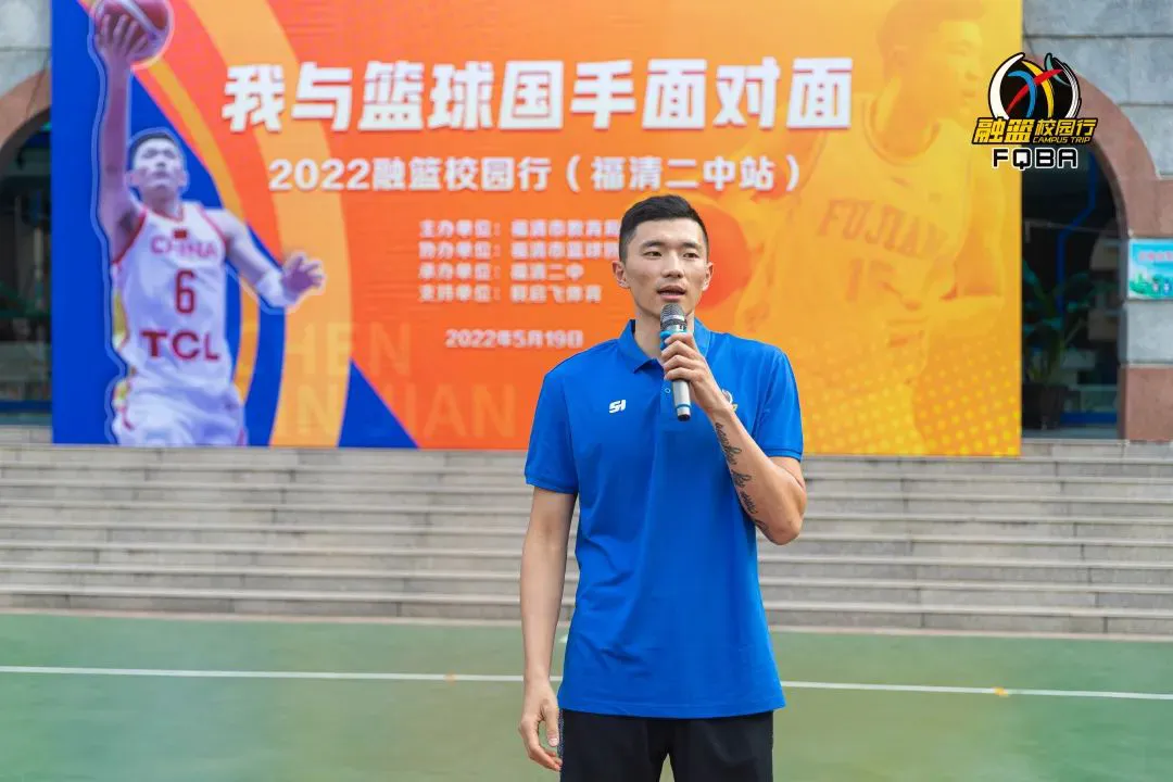 如何利用篮球青训营提升个人技术和团队协作?_2